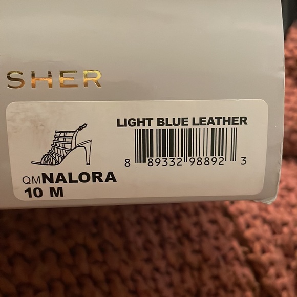 Marc Fisher Heels - Picture 5 of 5